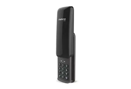[FR10] La cerradura digital FR 10 posee acceso por contraseña numérica, teclado de 12 teclas e instalación simple
